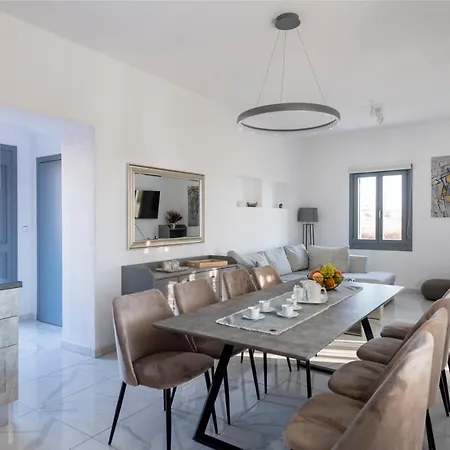 Blue Diamonds Paros فيلة