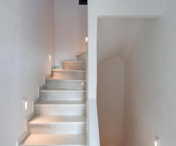 Blue Diamonds Paros * Pounda