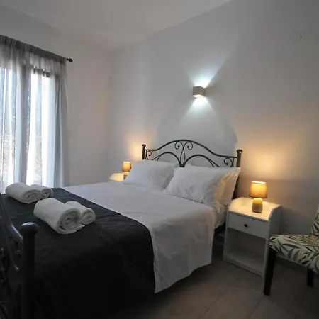 Blue Diamonds Paros Villa *