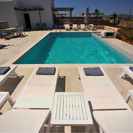 Blue Diamonds Paros Villa