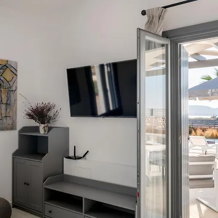 Blue Diamonds Paros * Pounda