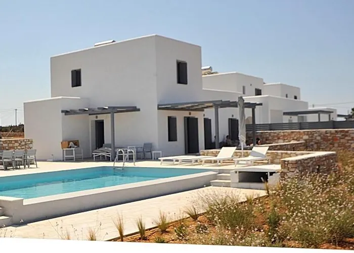 Blue Diamonds Paros Pounda